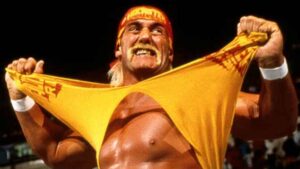 Hulk Hogan ripping his shert